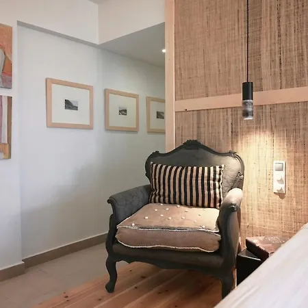 Romantica Deluxe With Hot Tub And Balcony, A Lovely Nest Near Old Town Apartamento